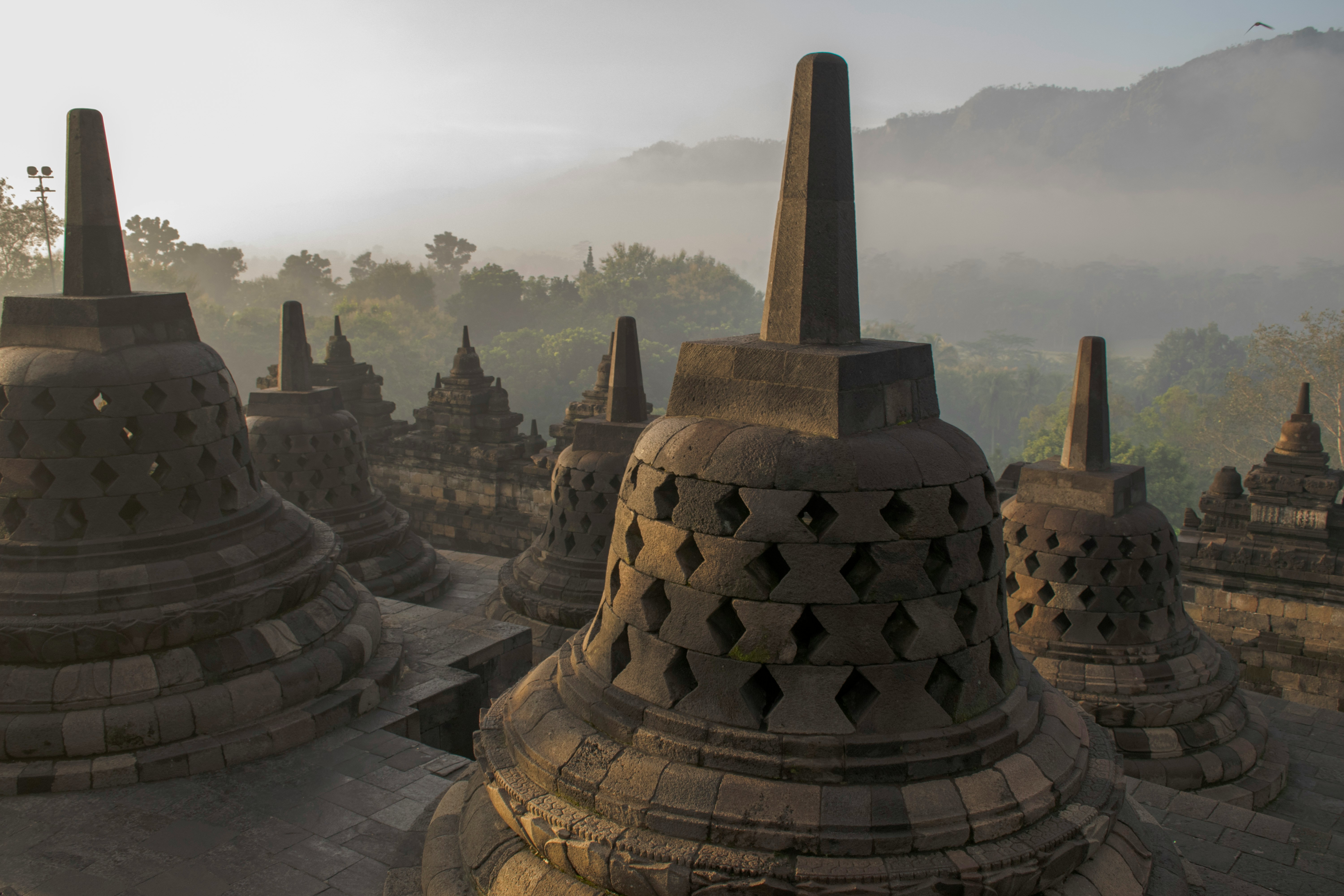 Top 10 Must-Visit Places in Yogyakarta (Borobudur, Prambanan, Hidden Gems)